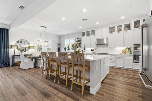 1384 Red Lake Way, Lincoln, CA 95648