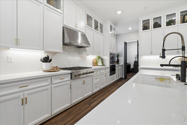 1384 Red Lake Way, Lincoln, CA 95648
