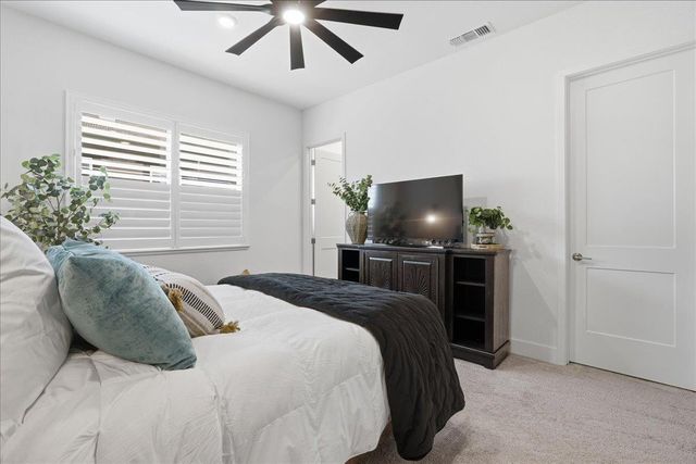 1384 Red Lake Way, Lincoln, CA 95648
