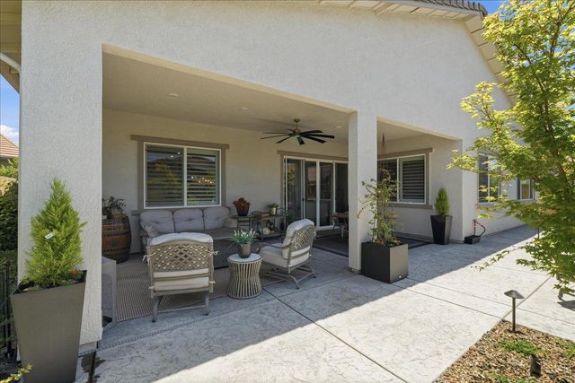 1384 Red Lake Way, Lincoln, CA 95648