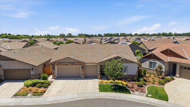 1384 Red Lake Way, Lincoln, CA 95648