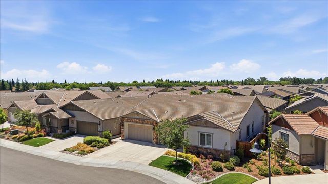 1384 Red Lake Way, Lincoln, CA 95648