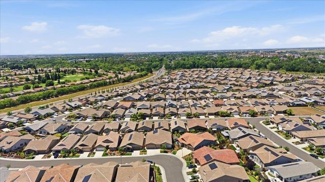1384 Red Lake Way, Lincoln, CA 95648