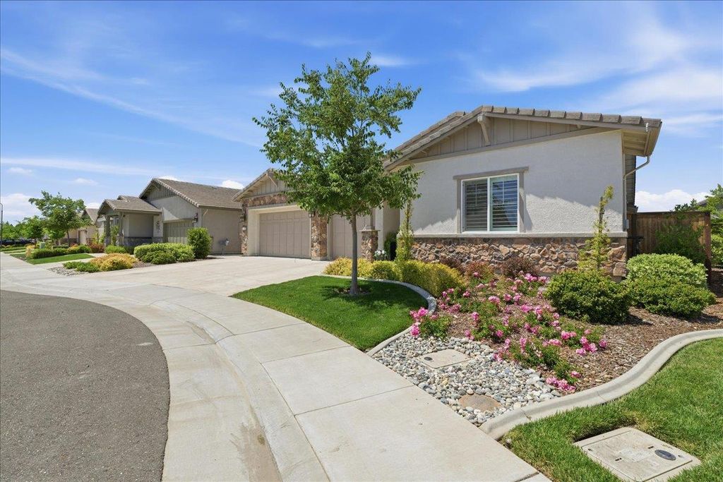 1384 Red Lake Way, Lincoln, CA 95648