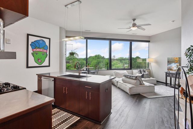 5601 Smetana Drive 418, Minnetonka, MN 55343