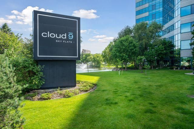 5601 Smetana Drive 418, Minnetonka, MN 55343