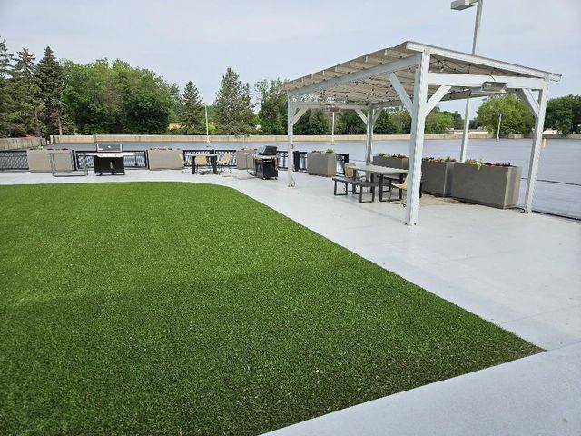 5601 Smetana Drive 418, Minnetonka, MN 55343