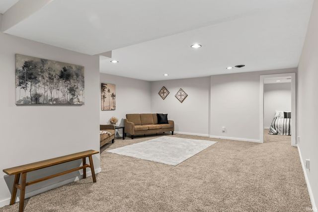 1507 W Lincoln Avenue, Goshen, IN 46526