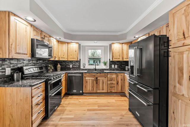 1507 W Lincoln Avenue, Goshen, IN 46526