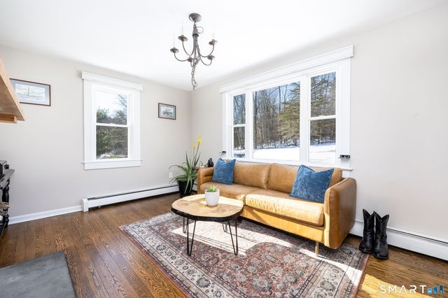 74 Tariffville Road, Bloomfield, CT 06002