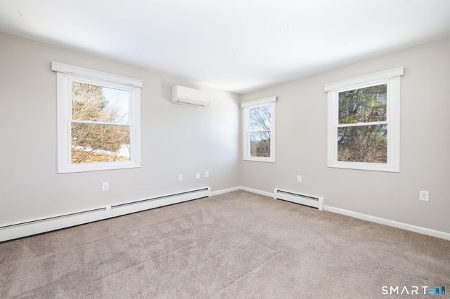 74 Tariffville Road, Bloomfield, CT 06002