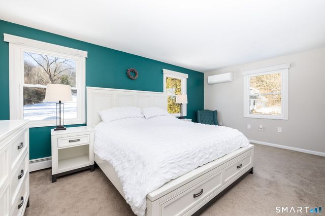 74 Tariffville Road, Bloomfield, CT 06002