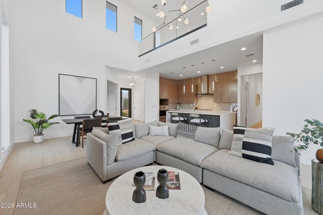100 W Northern Avenue 6, Phoenix, AZ 85021