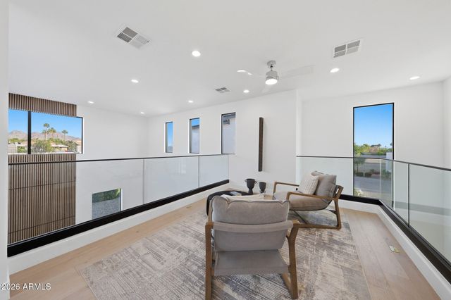 100 W Northern Avenue 6, Phoenix, AZ 85021