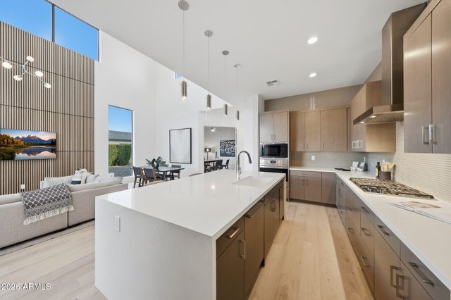 100 W Northern Avenue 6, Phoenix, AZ 85021