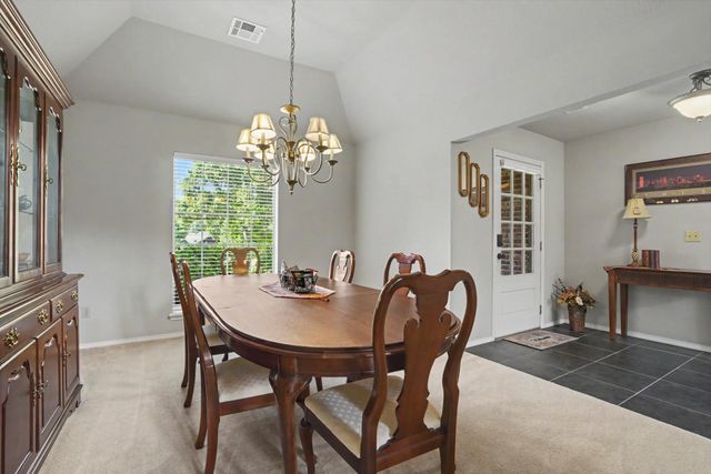 9279 Black Oak Lane, Sand Springs, OK 74063