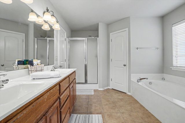 9279 Black Oak Lane, Sand Springs, OK 74063