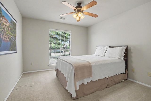 9279 Black Oak Lane, Sand Springs, OK 74063