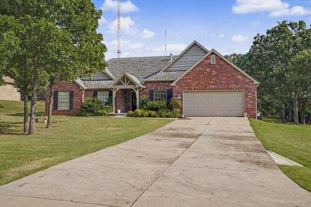 9279 Black Oak Lane, Sand Springs, OK 74063