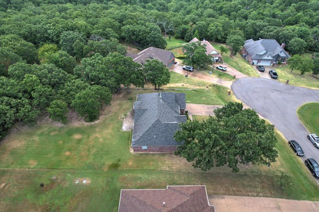 9279 Black Oak Lane, Sand Springs, OK 74063