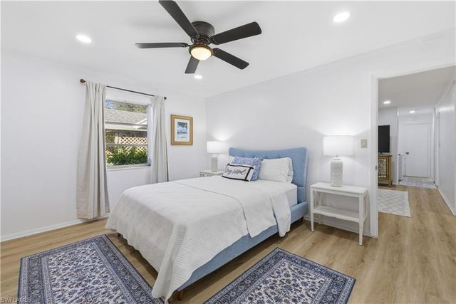 2261 11th ST N, Naples, FL 34103