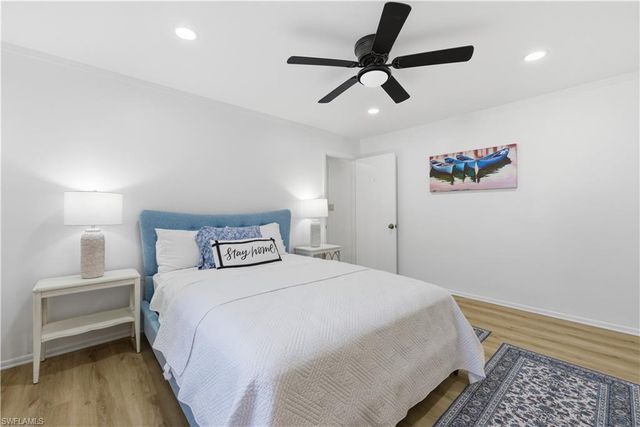 2261 11th ST N, Naples, FL 34103