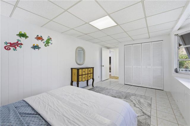 2261 11th ST N, Naples, FL 34103