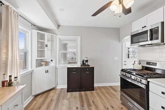 2800 15th Street, Moline, IL 61265