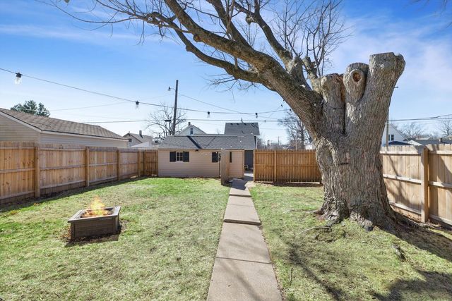 2800 15th Street, Moline, IL 61265