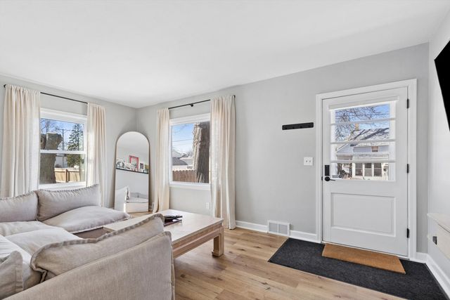 2800 15th Street, Moline, IL 61265