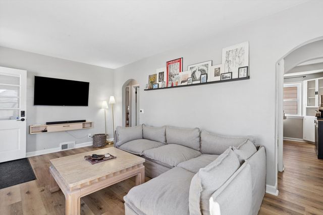 2800 15th Street, Moline, IL 61265