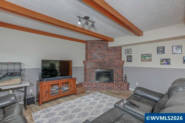 2686 Mountain View Dr S, Salem, OR 97302
