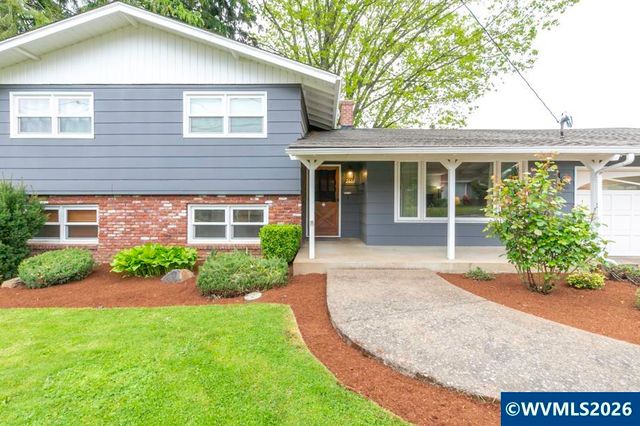 2686 Mountain View Dr S, Salem, OR 97302