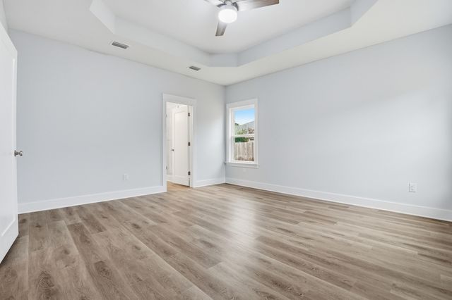 15 Plew Avenue, Shalimar, FL 32579