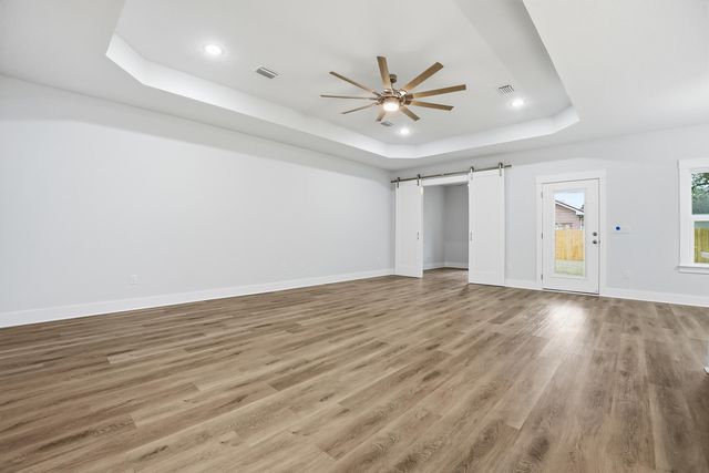 15 Plew Avenue, Shalimar, FL 32579