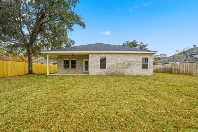 15 Plew Avenue, Shalimar, FL 32579