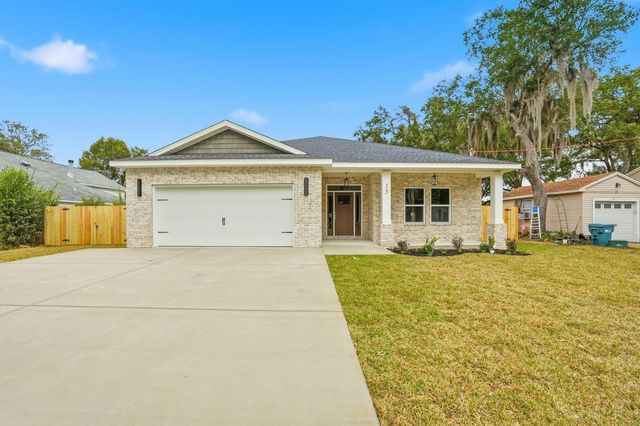 15 Plew Avenue, Shalimar, FL 32579