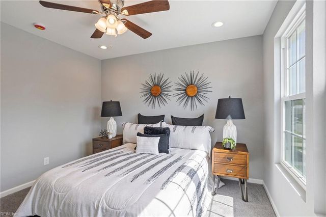 437 Wellons ST, Suffolk, VA 23434