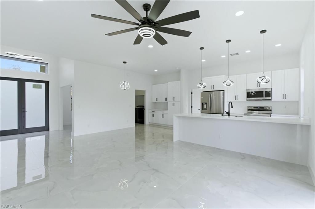 2913 24th ST W, LEHIGH ACRES, FL 33976 — photo 4