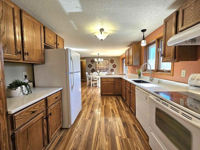 W4581 BUSS DRIVE, Cecil, WI 54111