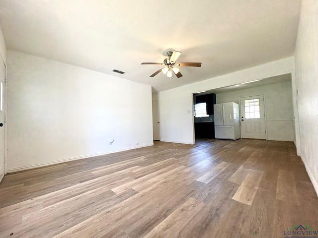 2206 Addiebelle St., Marshall, TX 75672