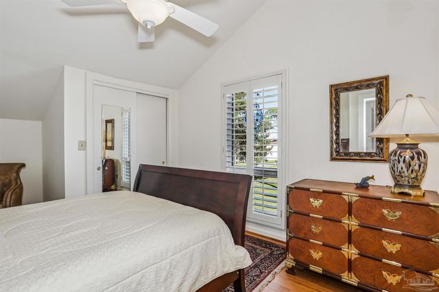 2653 Del Mar Dr, Gulf Breeze, FL 32563