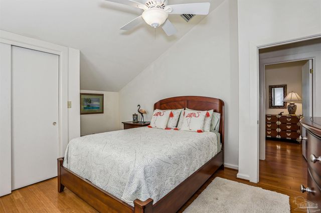 2653 Del Mar Dr, Gulf Breeze, FL 32563