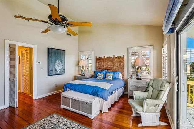 2653 Del Mar Dr, Gulf Breeze, FL 32563