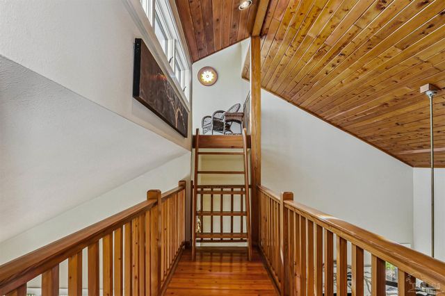 2653 Del Mar Dr, Gulf Breeze, FL 32563