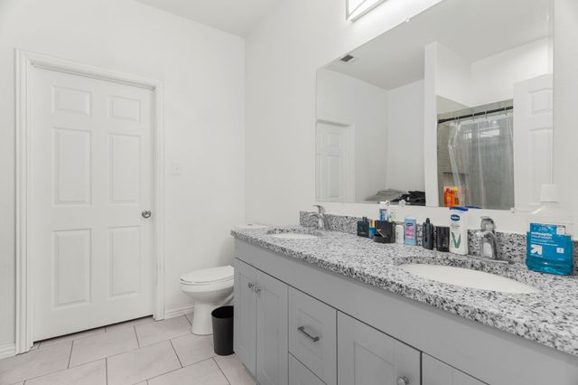 2810 19th Street, Fort Worth, TX 76106