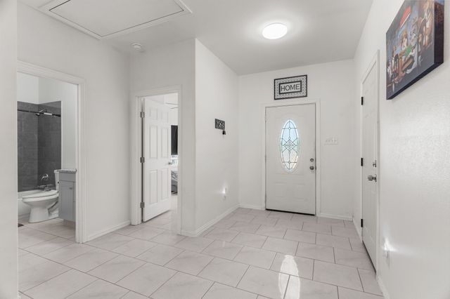 2810 19th Street, Fort Worth, TX 76106