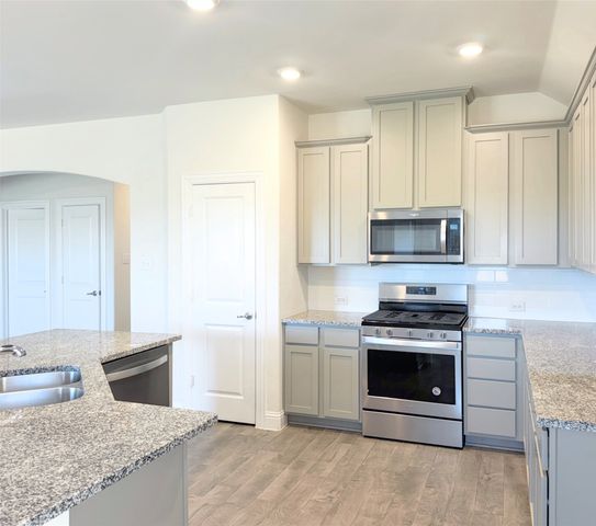 10809 Table Bluff Street, Aubrey, TX 76227