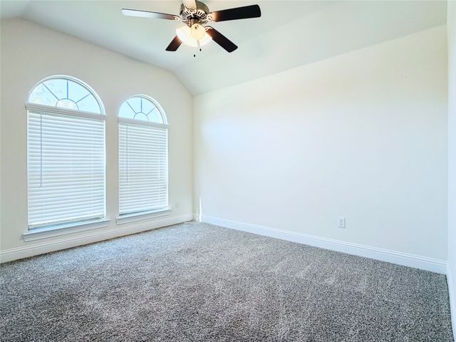 10809 Table Bluff Street, Aubrey, TX 76227
