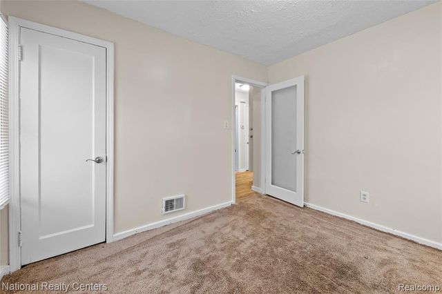 7635 Ashton Avenue, Detroit, MI 48228